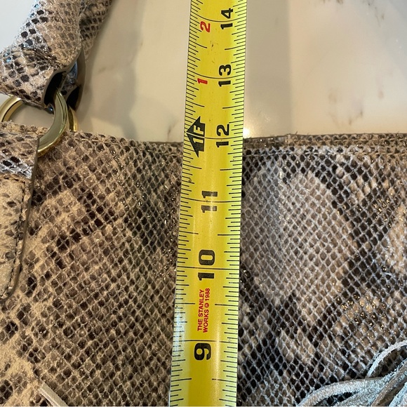 G.I.L.I. Python Snake print leather hobo bag gold tone hardware - Picture 10 of 11